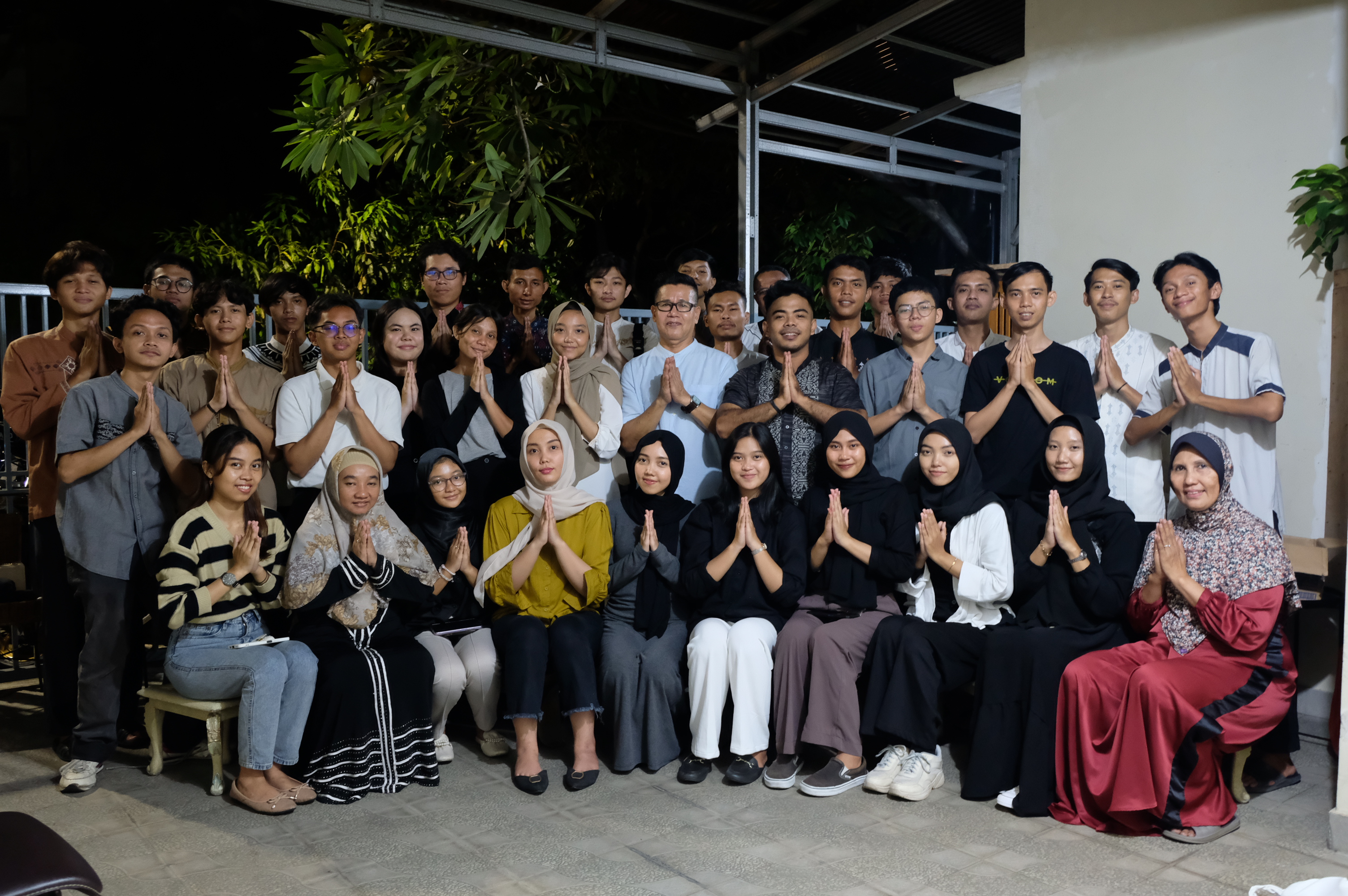 Buka puasa bersama mengajarkan kita tentang hakikat berbagi kebersamaan dan rasa syukur. Di setiap suapan ada keberkahan di setiap doa ada kekuatan. 2024